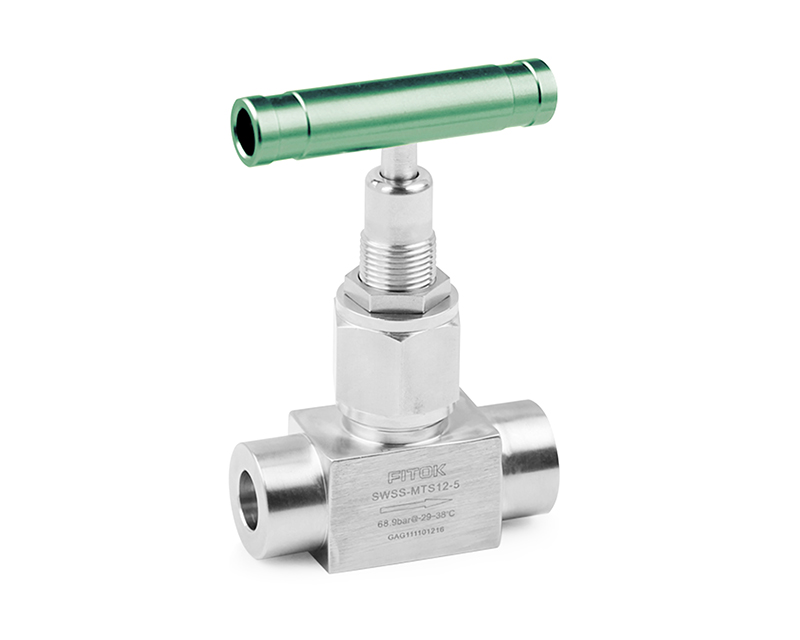 Bellows-sealed Valve, Body: 316SS, MWP: 1,000psig, Bellows: 316L, Stem Tip: Stellited Spherical, Conn.: 12mm x 12mm Tube OD, 2-Ferrule, Orifice:7.6mm, Cv:1.2, Green Al T-bar Handle